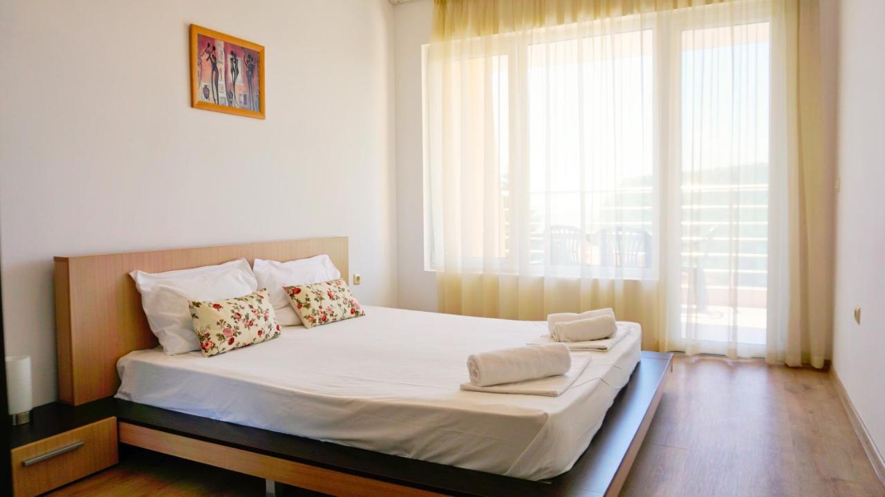 Apartment Marina Residence - Апартамент Марина Резидънс Kavarna Exteriör bild
