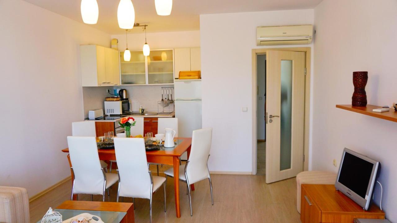 Apartment Marina Residence - Апартамент Марина Резидънс Kavarna Exteriör bild